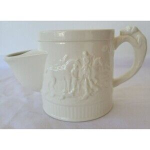 Wedgwood of Etruria & Barlaston Shaving Scuttle Mug Fox Hunt Scenes Dog Handle